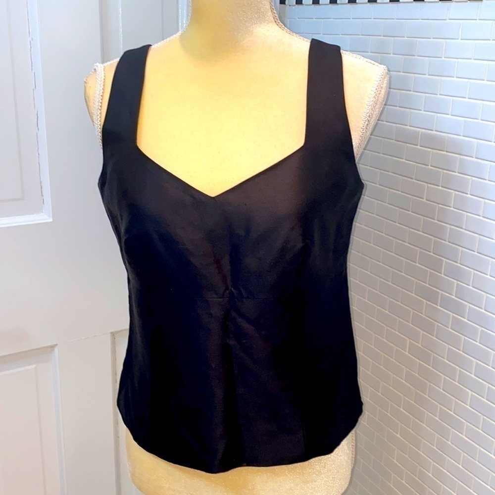 Bloomingdale’s  black Silk lined camisole/ blouse. Zipper closure. NWOT. Size10P